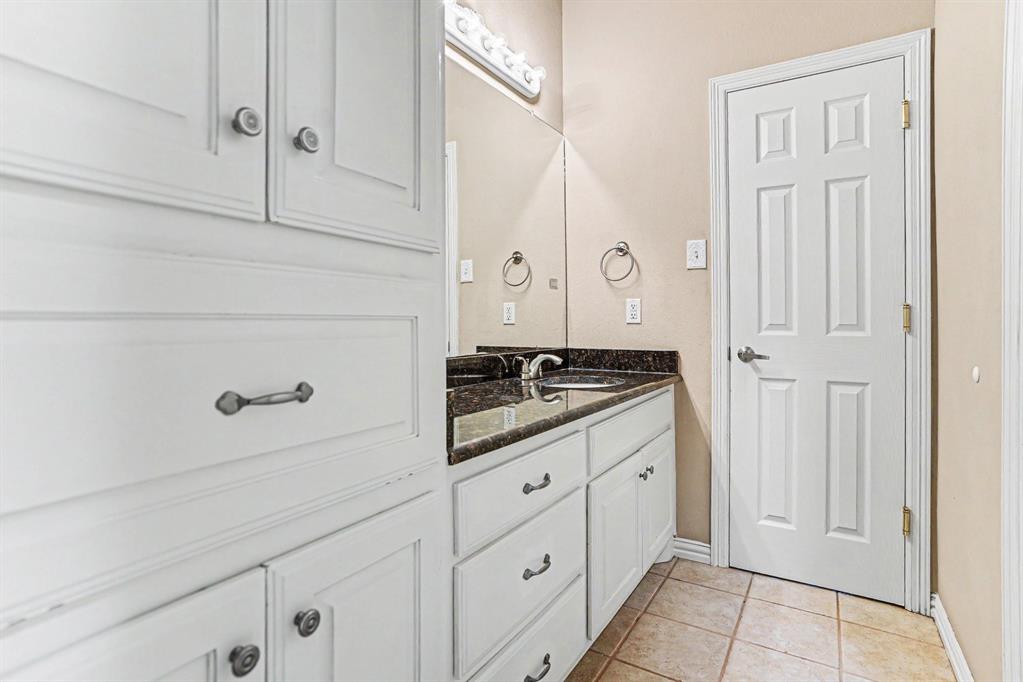 3951 Joe Wilson Road Midlothian, TX 76065 - Photo 20 of 30