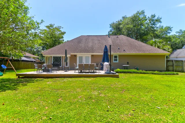 $4,200 | 938 Regatta Road, Charleston, SC 29412