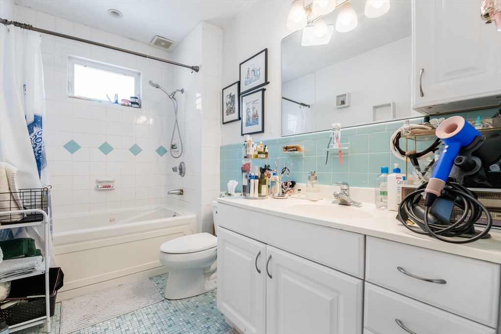 16-18 Concord Road Watertown, MA 02472 - Photo 16 of 28 Gallery Image 16