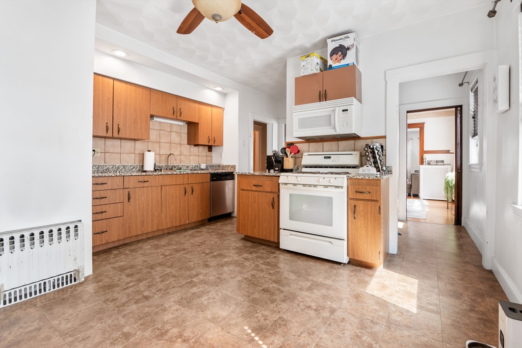 16-18 Concord Road Watertown, MA 02472 - Photo 9 of 28 Gallery Image 9