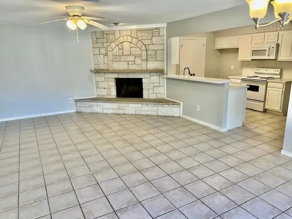 $2,200 | 138 East Bethel School Road, Coppell, TX 75019