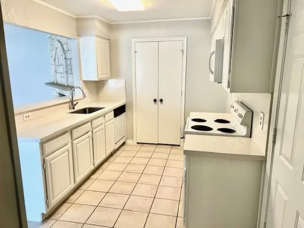 $2,200 | 138 East Bethel School Road, Coppell, TX 75019