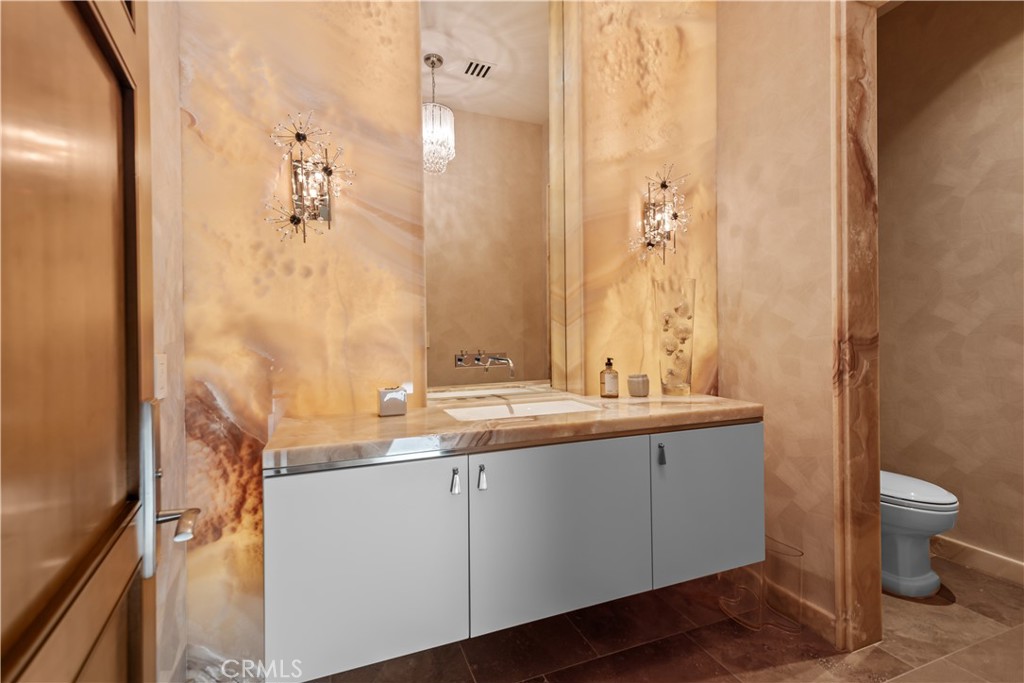 5824 Jed Smith Road Hidden Hills, CA 91302 - Photo 13 of 37