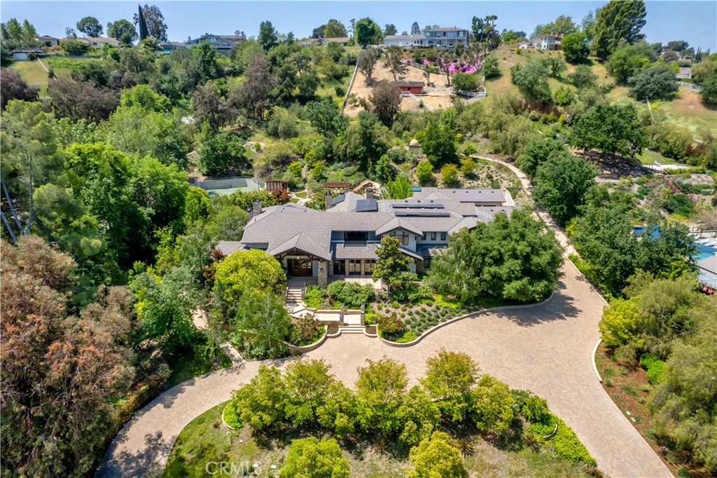 5824 Jed Smith Road Hidden Hills, CA 91302 - Photo 35 of 37