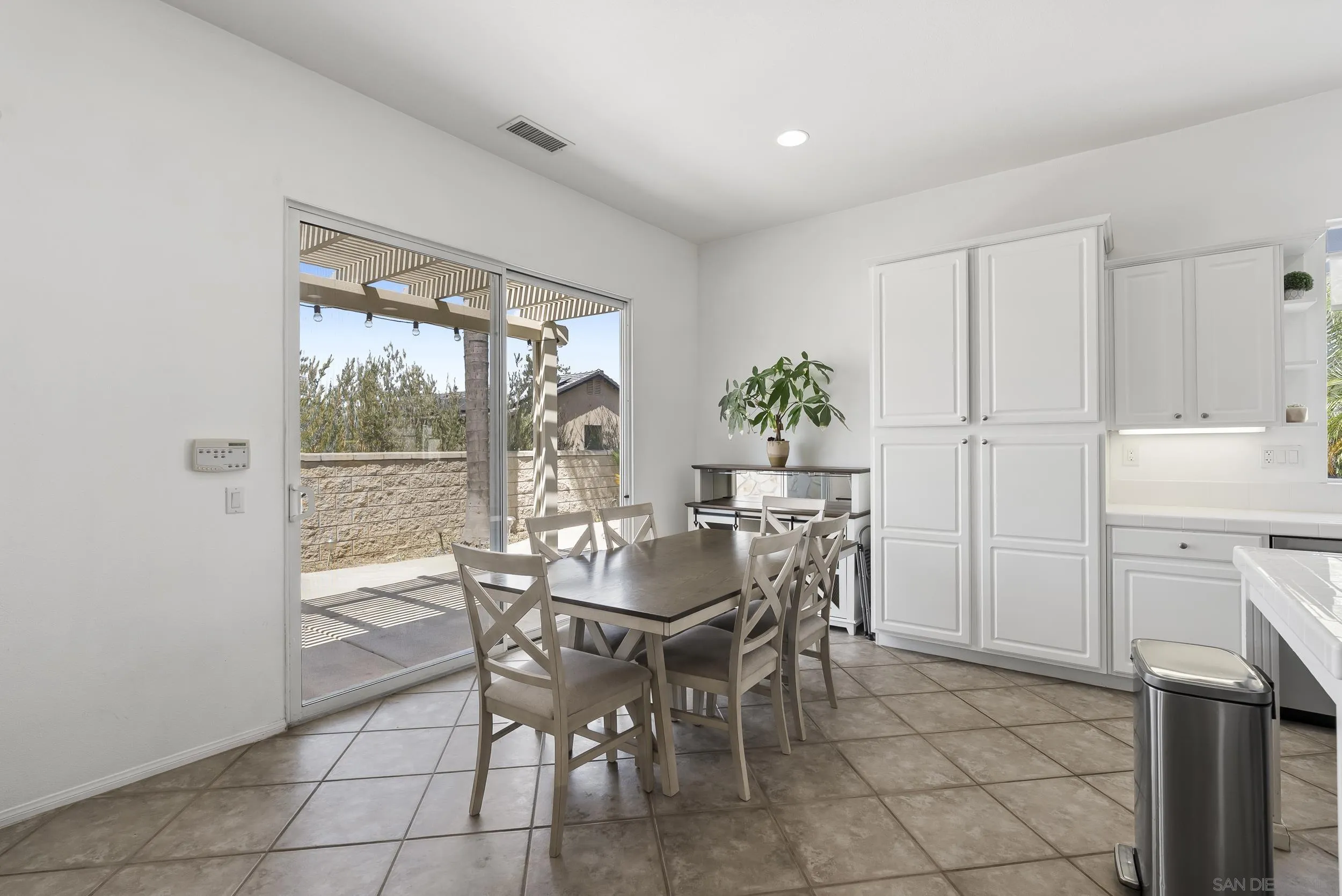26831 Talbot Road Murrieta, CA 92563 - Photo 10 of 25