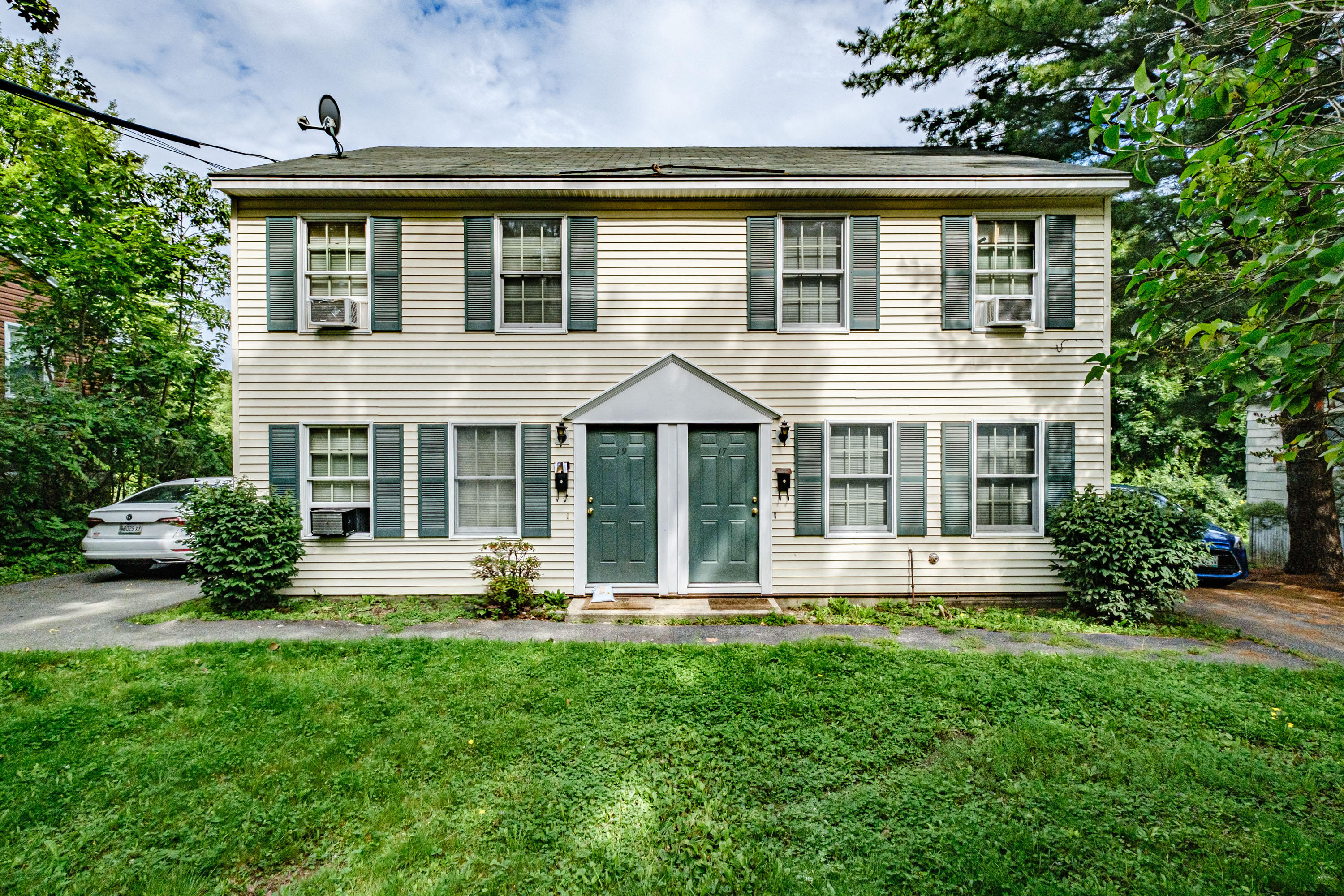 17 Avalon Road Portland, ME 04103 - Photo 1 of 20 cd8e0c3f8ef87199390635efff5b57057b6f766b