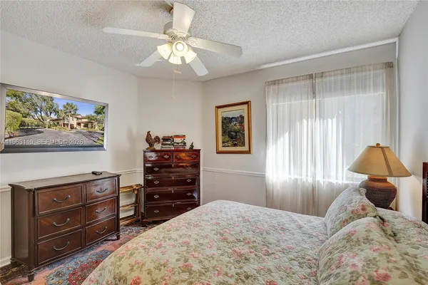 $3,200 | 1025 Northwest 105th Way, Unit B141, Plantation, FL 33322