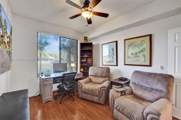 $3,200 | 1025 Northwest 105th Way, Unit B141, Plantation, FL 33322