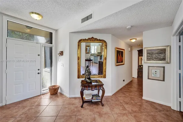$3,200 | 1025 Northwest 105th Way, Unit B141, Plantation, FL 33322