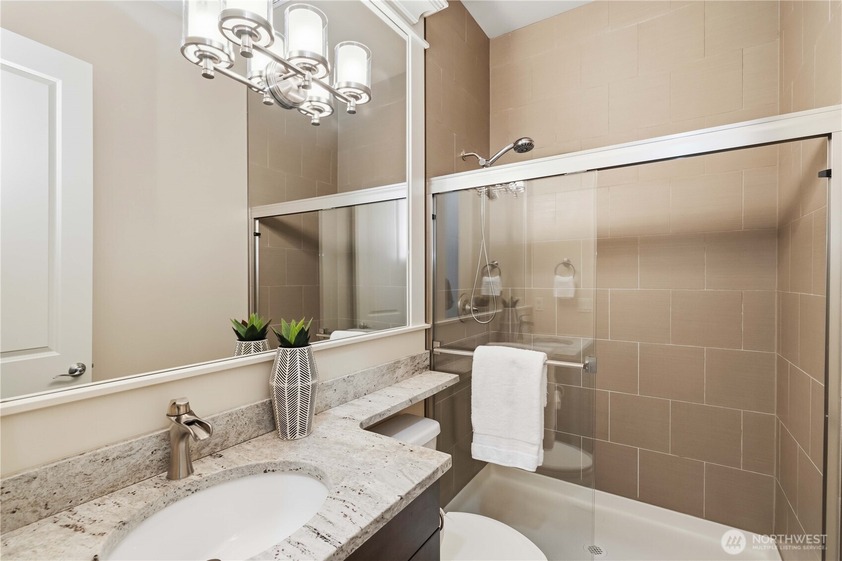 17411 Southeast 139th Place Renton, WA 98059 - Photo 16 of 40 Gallery Image 16
