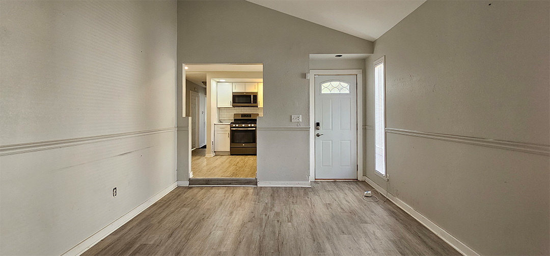 1009 8th Avenue Rock Falls, IL 61071 - Photo 6 of 16 a view of empty room with wooden floor