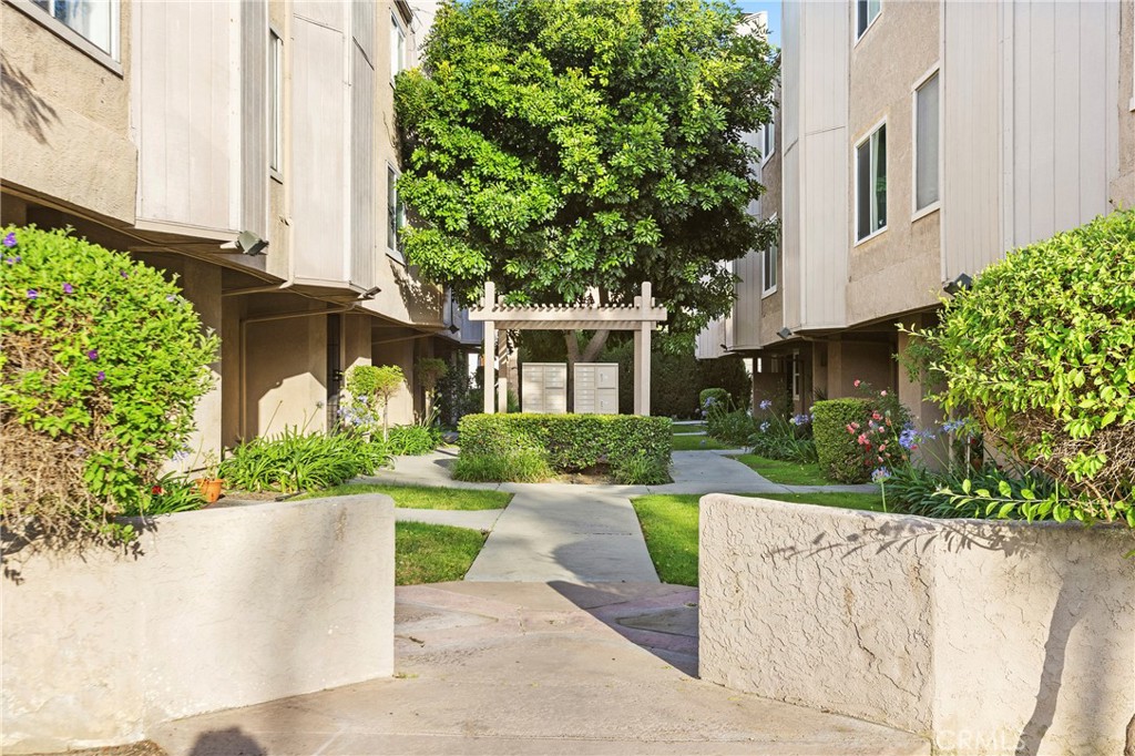 334 South Walnut Avenue, Unit F Brea, CA 92821 - Photo 14 of 15