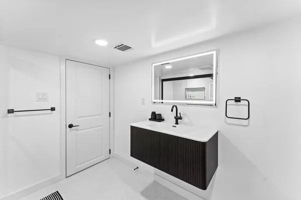 $7,000 | 76 Condict Street, Jersey City, NJ 07306