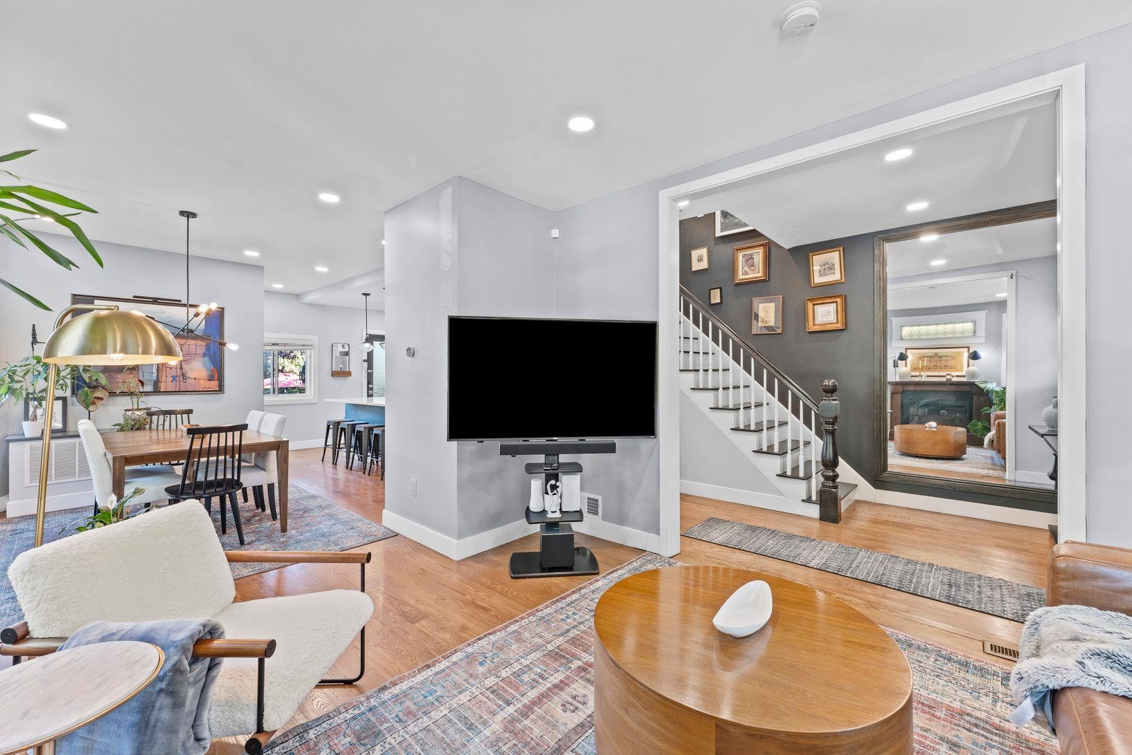 76 Condict Street Jersey City, NJ 07306 - Photo 4 of 42