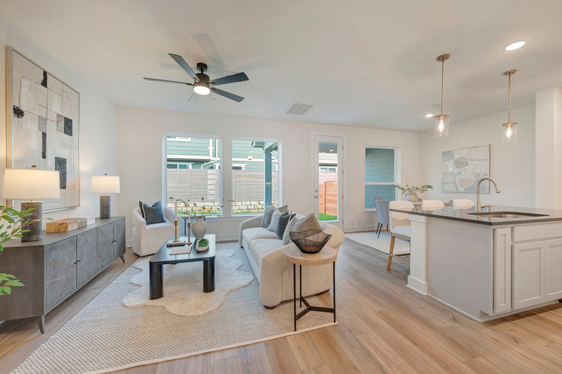 1012 A Brickell Loop Austin, TX 78744 - Photo 4 of 23 Family Room (Staged)