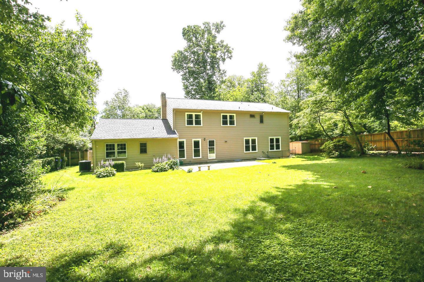 8712 Seven Locks Road Bethesda, MD 20817 - Photo 3 of 10