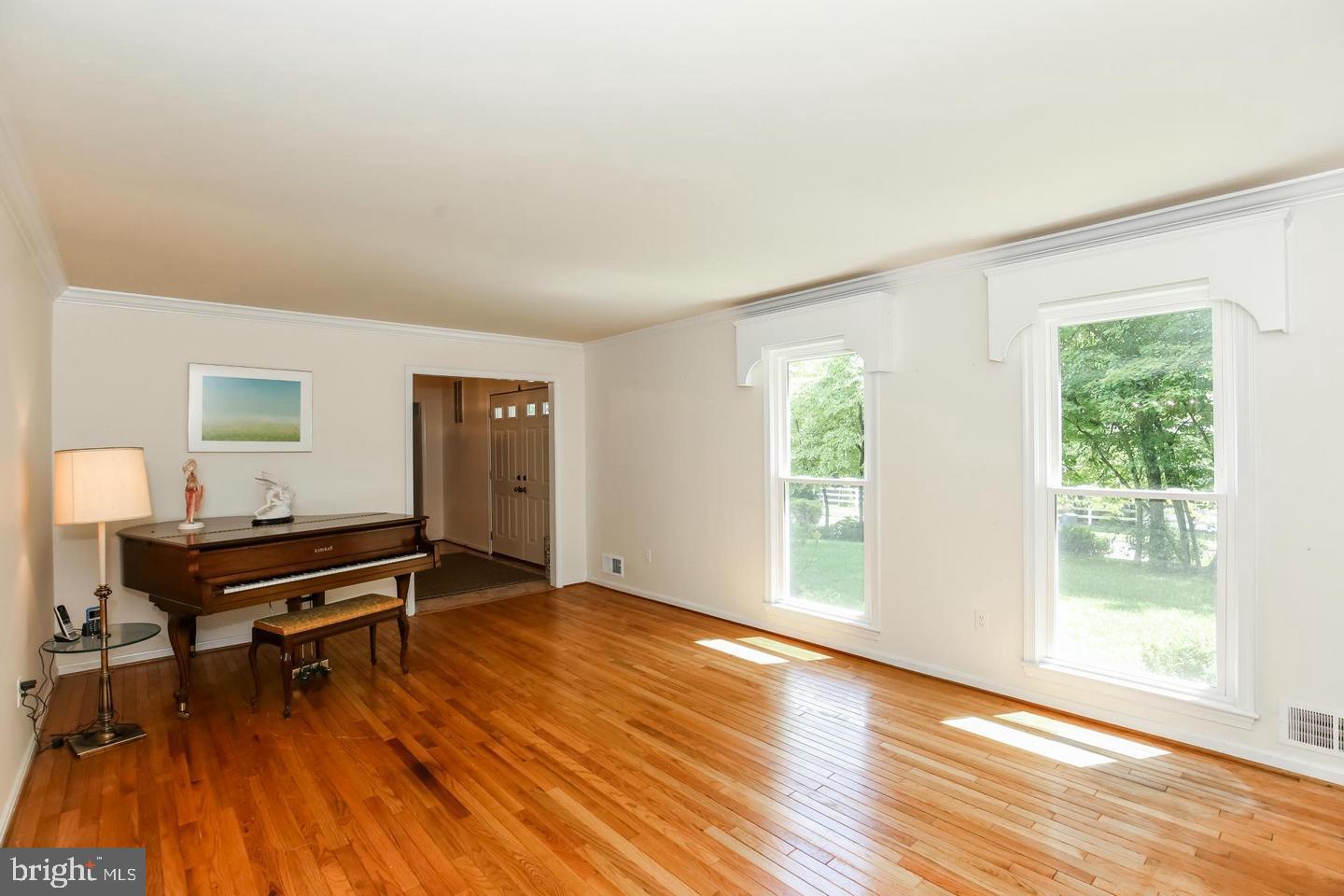 8712 Seven Locks Road Bethesda, MD 20817 - Photo 5 of 10