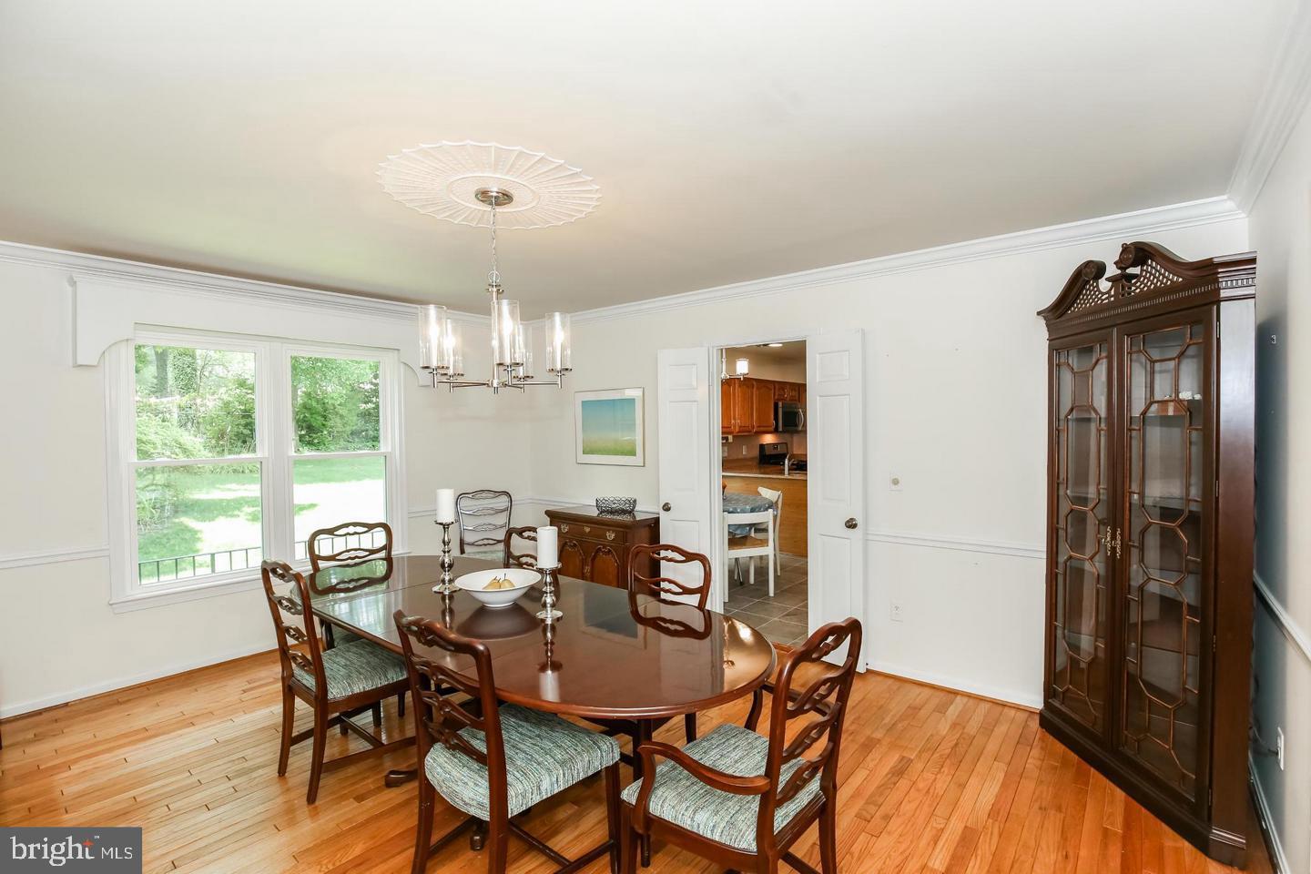 8712 Seven Locks Road Bethesda, MD 20817 - Photo 7 of 10