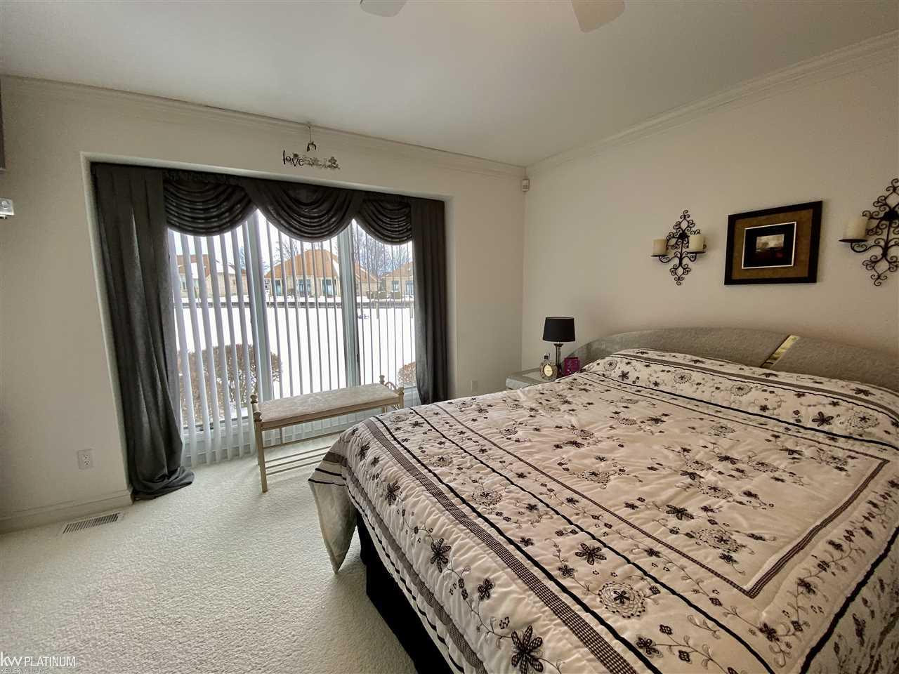 33770 Lighthouse Pointe Chesterfield, MI 48047 - Photo 15 of 27