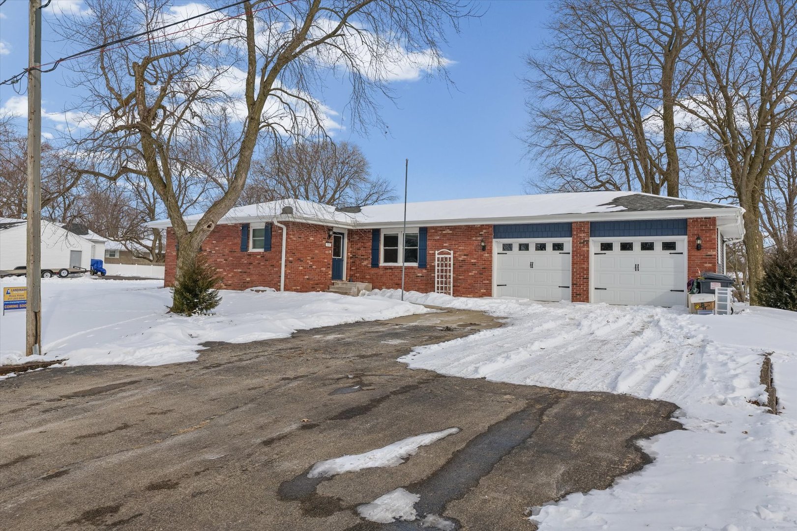 302 North Jackson Street Philo, IL 61864 - Photo 1 of 29