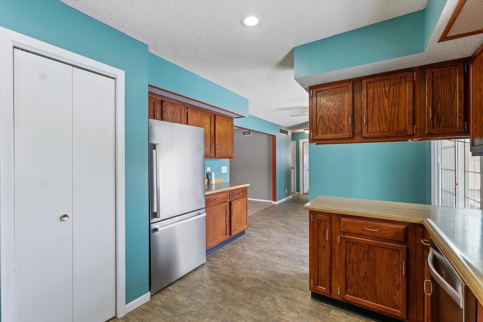 302 North Jackson Street Philo, IL 61864 - Photo 10 of 29