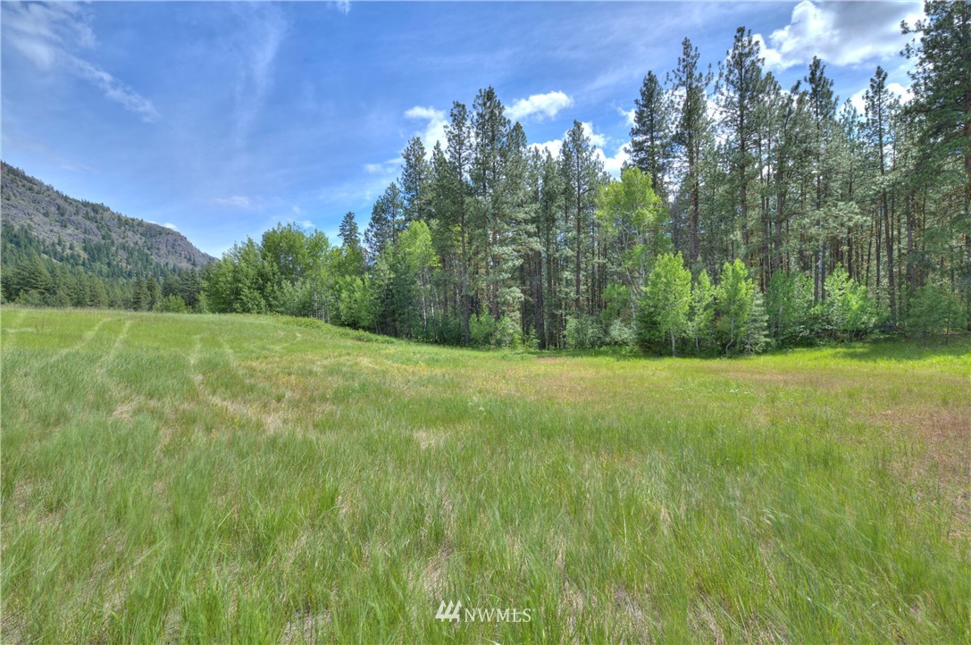 75 Homestead Road Winthrop, WA 98862 - Photo 22 of 39