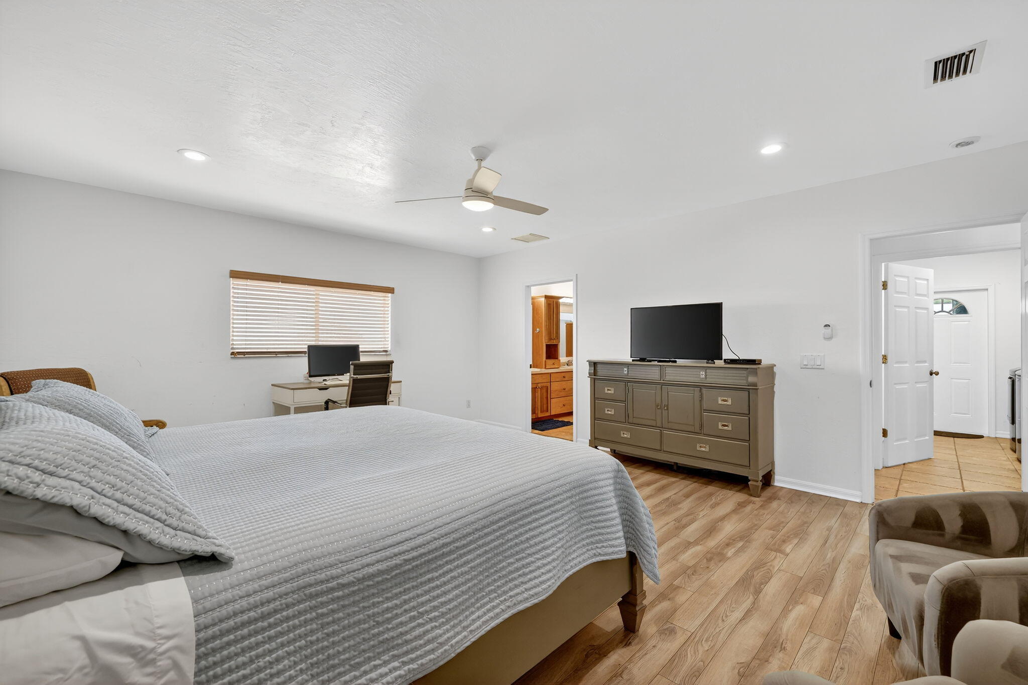 2700 South Header Canal Road Fort Pierce, FL 34945 - Photo 29 of 45 29-web-or-mls-3A5A9702