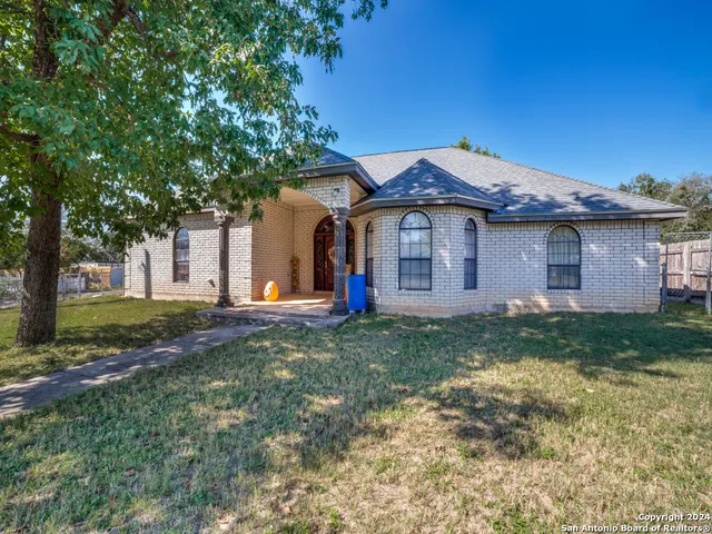 $399,000 | 403 Hackberry Street, Bandera, TX 78003