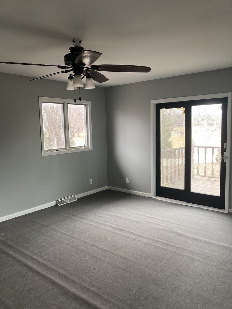 602 North 29th Road LaSalle, IL 61301 - Photo 25 of 28 a view of an empty room with a window