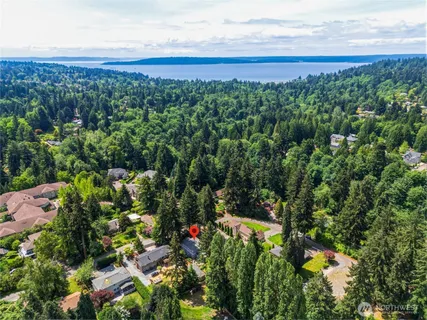 $1,185,000 | 236 Southwest 166th Place, Normandy Park, WA 98166