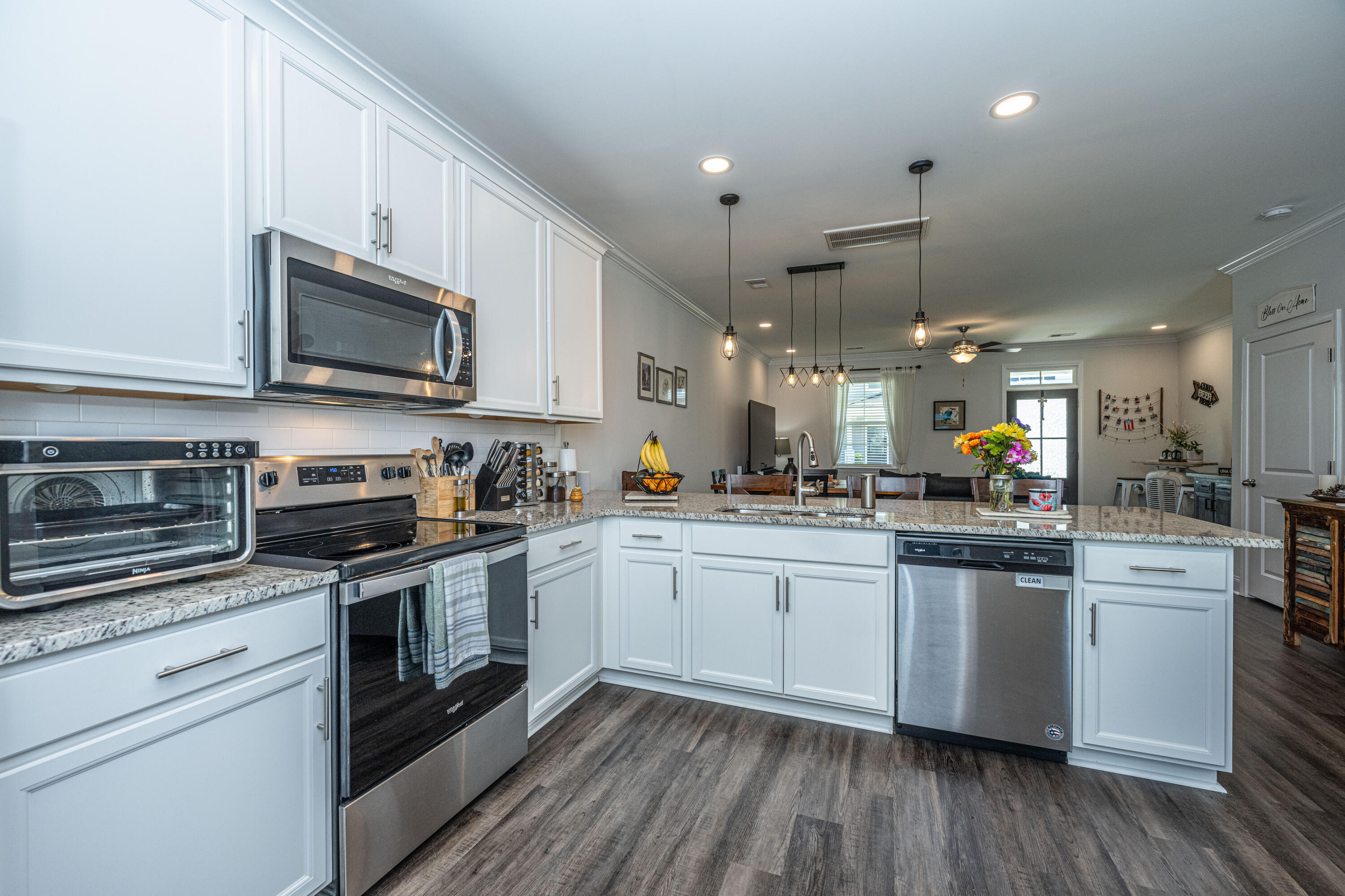 405 Stoneleigh Lane Moncks Corner, SC 29461 - Photo 14 of 33 405StoneleighLane014