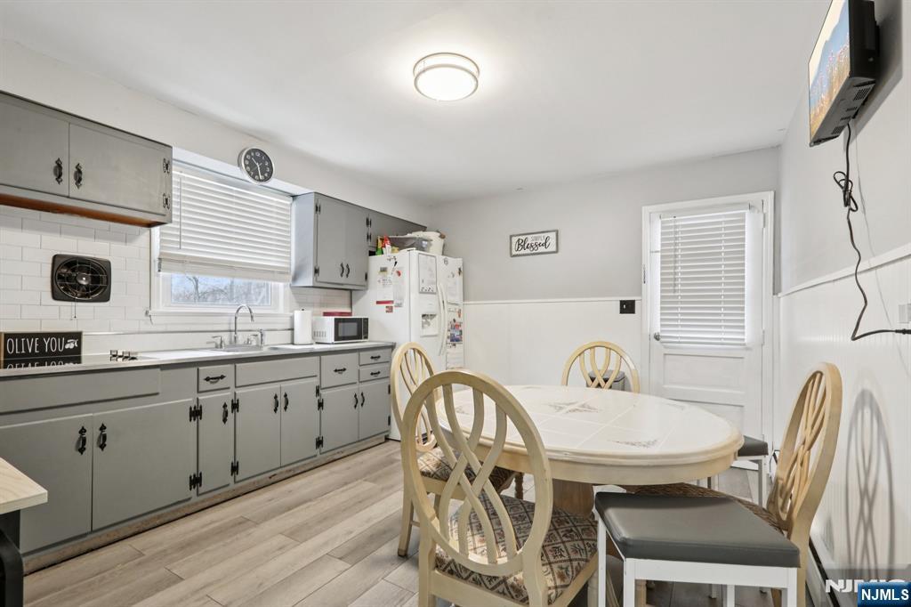 86 Kakeout Road Butler, NJ 07405 - Photo 11 of 44