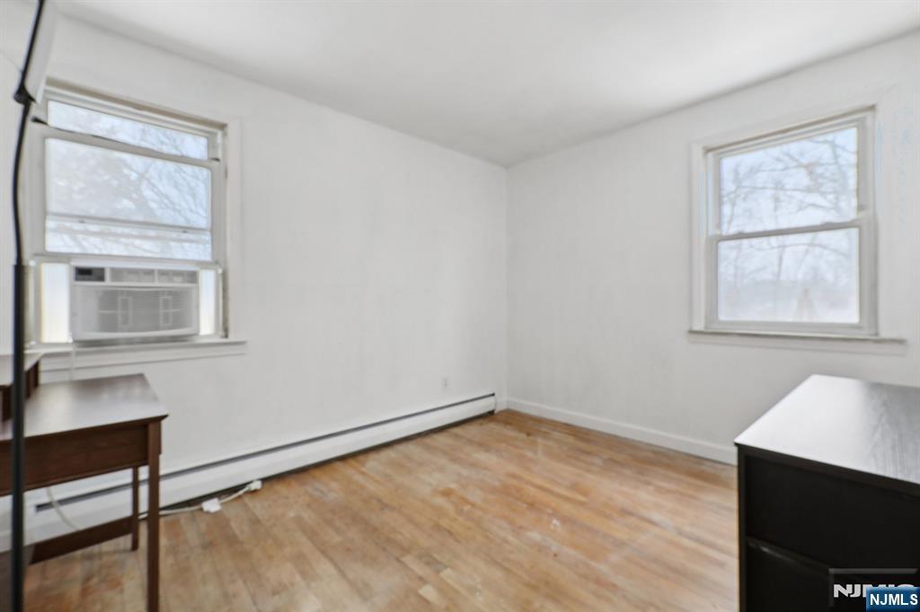 86 Kakeout Road Butler, NJ 07405 - Photo 18 of 44