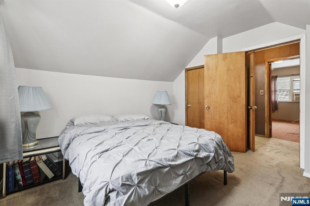 86 Kakeout Road Butler, NJ 07405 - Photo 23 of 44