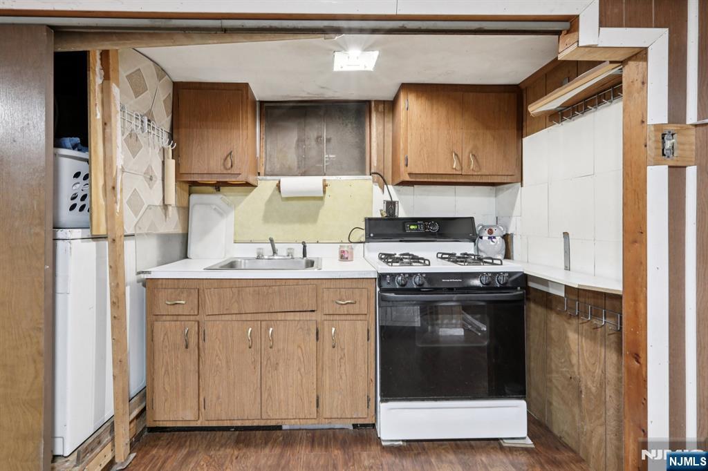 86 Kakeout Road Butler, NJ 07405 - Photo 30 of 44