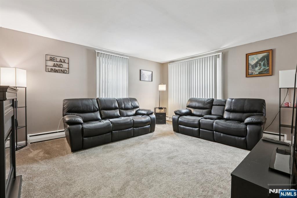 86 Kakeout Road Butler, NJ 07405 - Photo 9 of 44