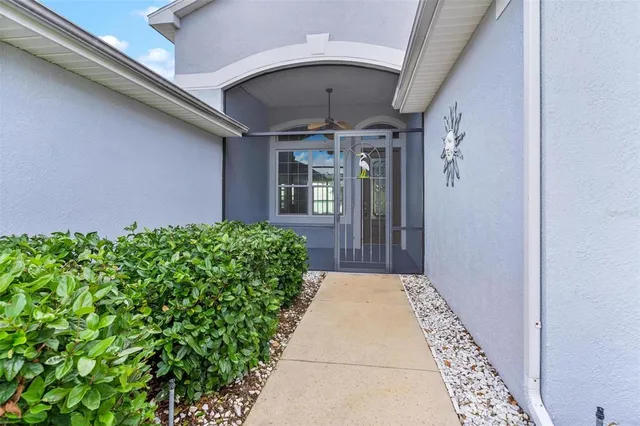 $735,000 | 5565 Bounty Circle, Tavares, FL 32778