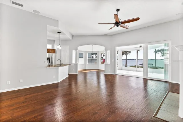 $735,000 | 5565 Bounty Circle, Tavares, FL 32778