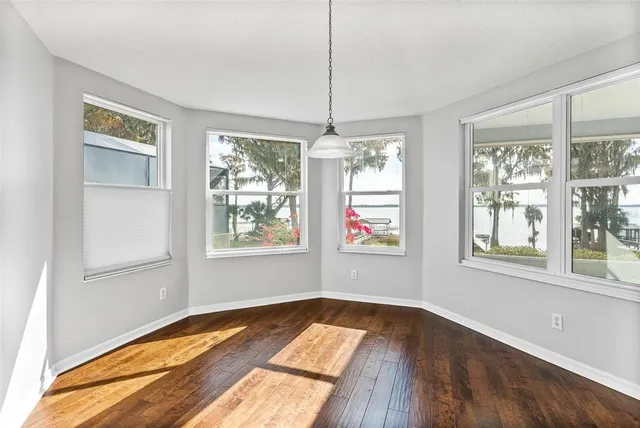 $735,000 | 5565 Bounty Circle, Tavares, FL 32778