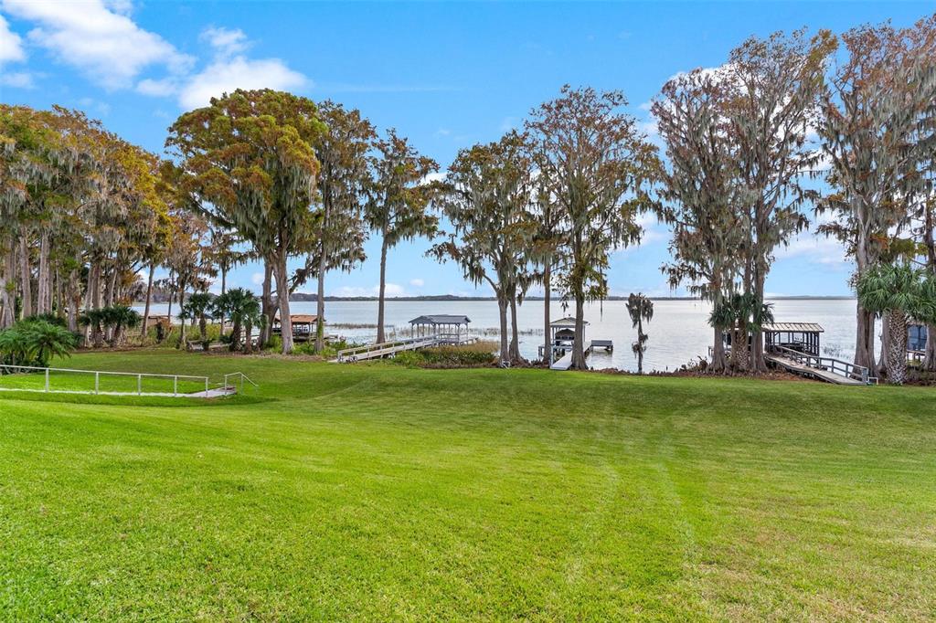 5565 Bounty Circle Tavares, FL 32778 - Photo 2 of 73