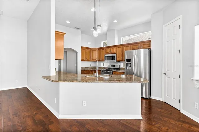 $735,000 | 5565 Bounty Circle, Tavares, FL 32778