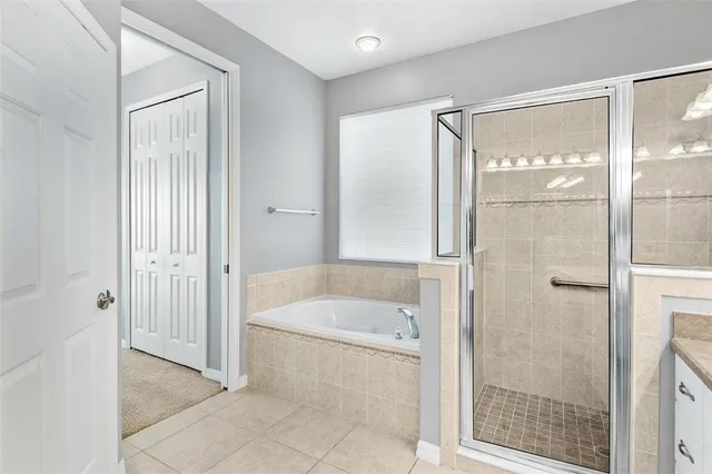 $735,000 | 5565 Bounty Circle, Tavares, FL 32778