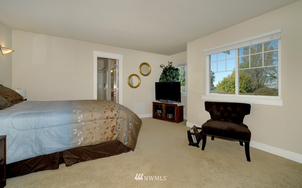 3126 Garden Avenue North Renton, WA 98056 - Photo 11 of 18