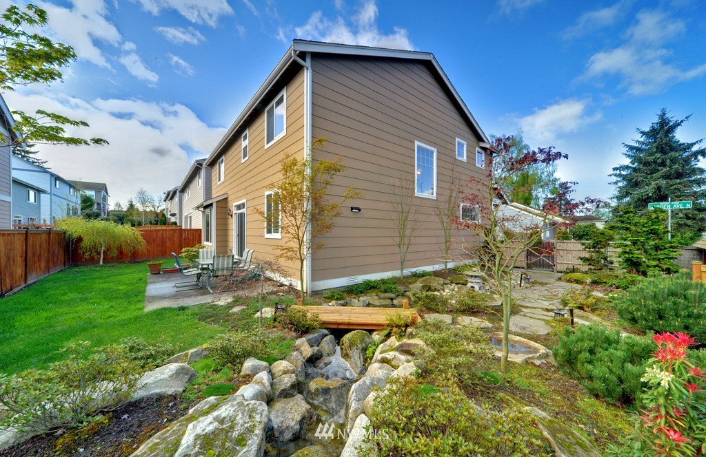 3126 Garden Avenue North Renton, WA 98056 - Photo 16 of 18