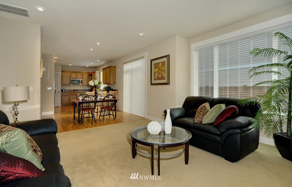 3126 Garden Avenue North Renton, WA 98056 - Photo 9 of 18