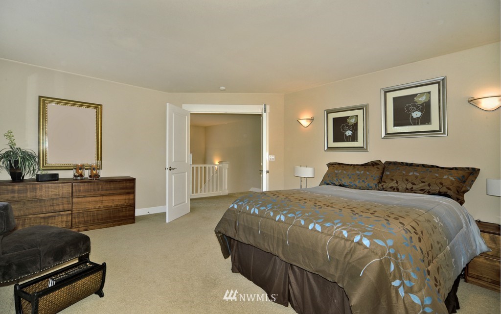 3126 Garden Avenue North Renton, WA 98056 - Photo 10 of 18