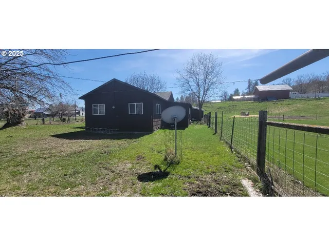 $349,000 | 504 East Highway 82, Wallowa, OR 97885
