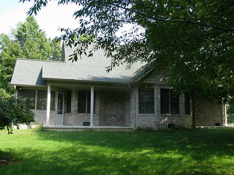 9606 Tower Road Quincy, IN 47456 - Photo 4 of 24 Gallery Image 4