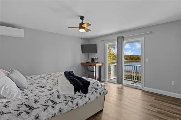 $1,500,000 | 36 Sunrise Drive, South Hero, VT 05486