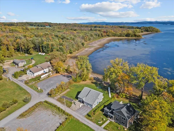 $1,500,000 | 36 Sunrise Drive, South Hero, VT 05486